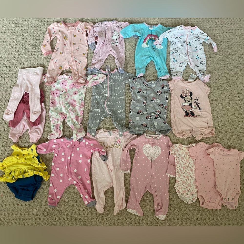 Bundle of PREMIE/ NEWBORN BABY GIRL clothes